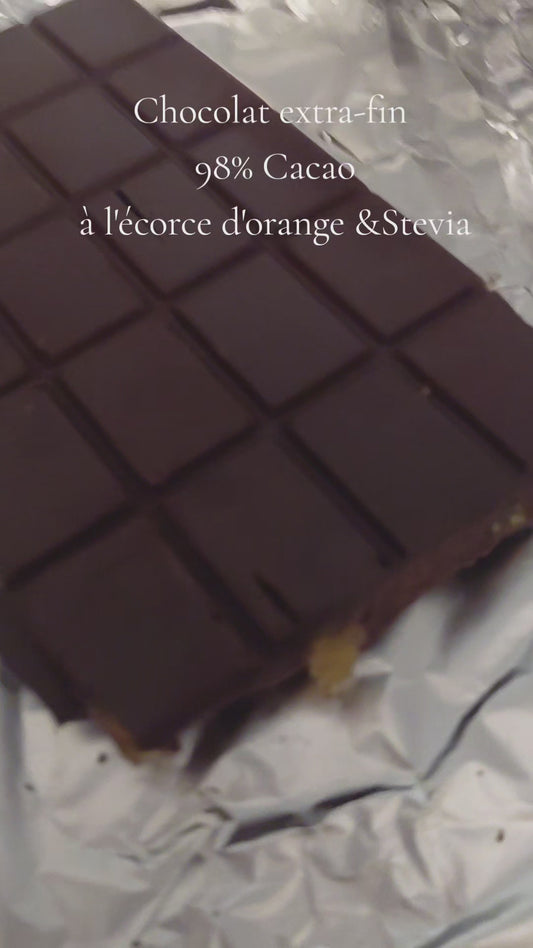 Chocolat extra-fin 98%Cacao à l'ecorce d'orange &Stevia